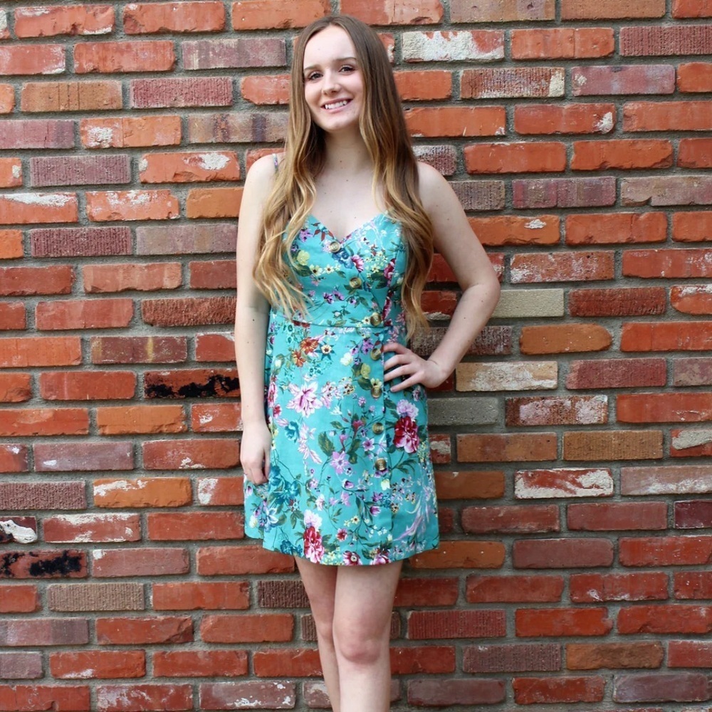 Lush Floral Linen Blend Mini Dress Size Medium